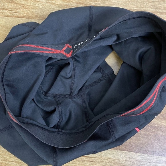 Iron Yokai Shibari Lounge Shorts Black Red Medium Athleisure Pockets Hands 3.5" - Picture 7 of 9